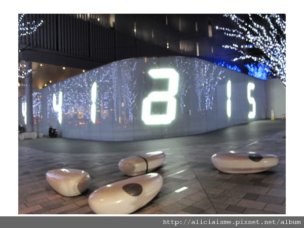 20101116_175421_六本木number.jpg 20101116_175421_六本木number.jpg