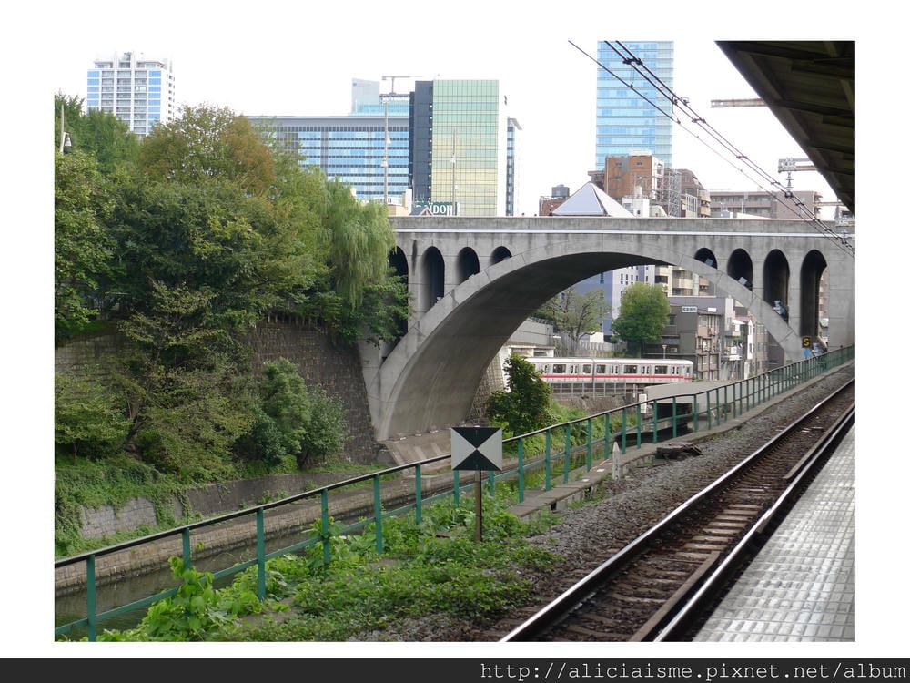20110430_152259_P1030549.jpg 20110430_152259_P1030549.jpg