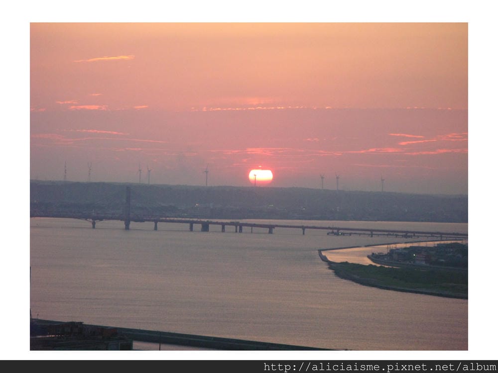 20110616_140017_銚子港塔夕陽及利根川及銚子大橋 (33).jpg 20110616_140017_銚子港塔夕陽及利根川及銚子大橋 (33).jpg