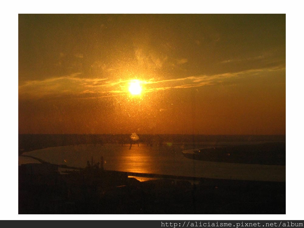 20110616_135901_銚子港塔夕陽及利根川及銚子大橋 (13).jpg 20110616_135901_銚子港塔夕陽及利根川及銚子大橋 (13).jpg