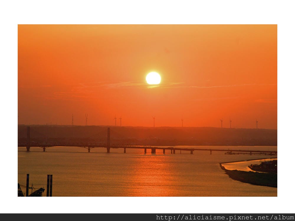 20110616_135453_利根川,銚子大橋及及銚子港塔之夕陽 (22).jpg 20110616_135453_利根川,銚子大橋及及銚子港塔之夕陽 (22).jpg