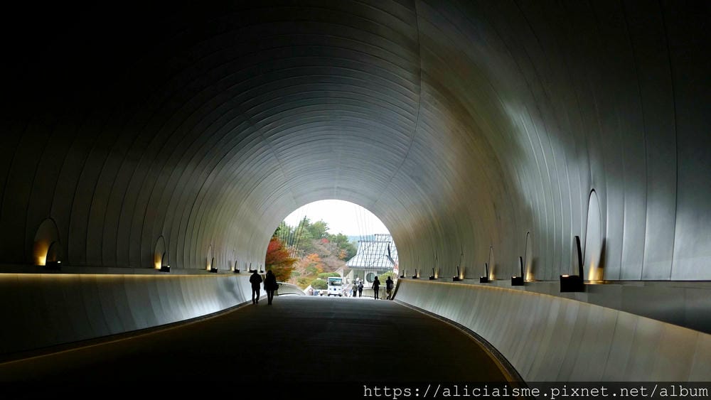 【滋賀縣】貝聿銘XMiho(美秀)美術館: 隱身山中美術館，世外桃花源的美學仙境