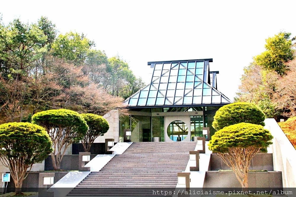 【滋賀縣】貝聿銘XMiho(美秀)美術館: 隱身山中美術館，世外桃花源的美學仙境