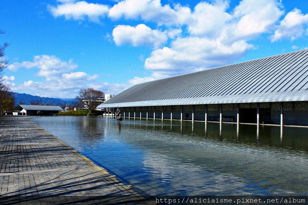 【滋賀縣】佐川美術館~漂浮在水上的美術館、潛入水下的茶室,現代建築下的日本傳統美學原點