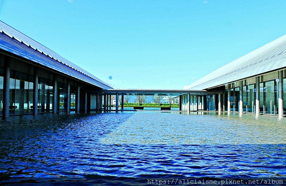 【滋賀縣】佐川美術館~漂浮在水上的美術館、潛入水下的茶室,現代建築下的日本傳統美學原點