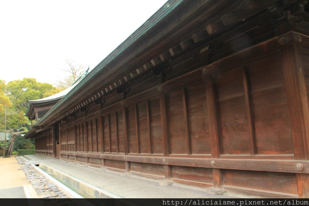 【福岡】參拜勝利之神「筥崎宮」、神苑花庭園,再來對街古民家享 【福岡】參拜勝利之神「筥崎宮」、神苑花庭園,再來對街古民家享