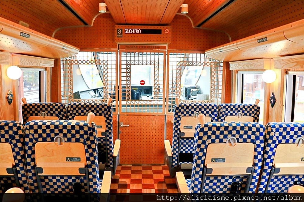 【山梨縣】富士急行線~4大特色電車,以富士山為窗景,快慢都能悠遊壯麗山腳下