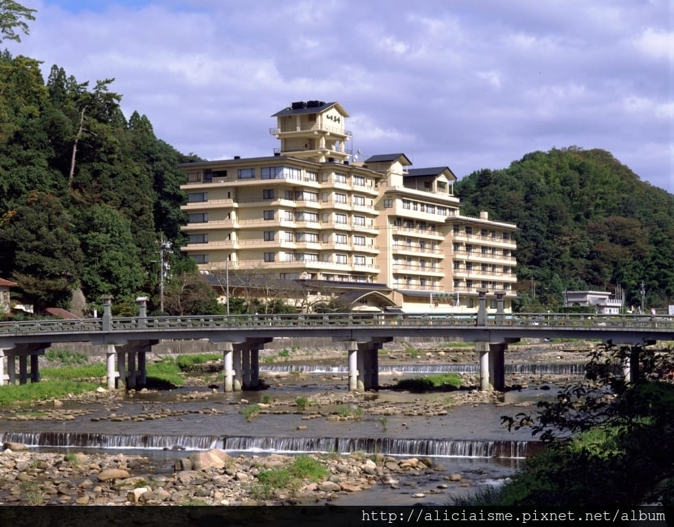 岩崎 全景.JPG 岩崎 全景.JPG