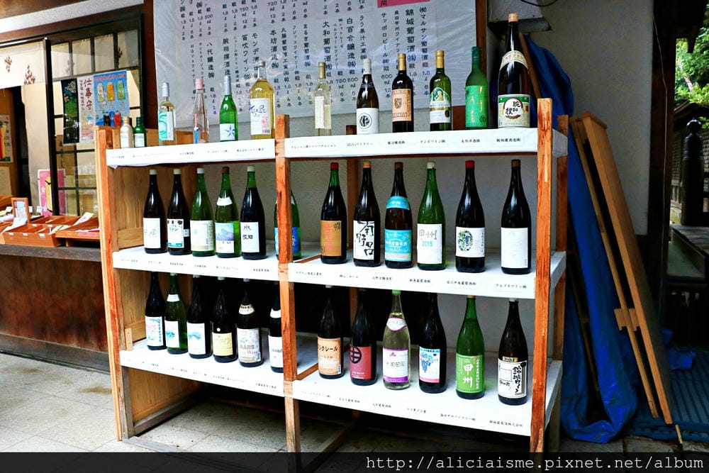 【山梨縣】甲斐國一宮淺間神社:富山士信仰的能量大社,12生肖的人還可各自參拜!