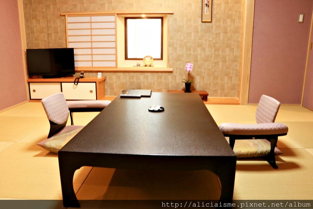 【大分縣】兩築別邸＠別府～隱宿般的美學、美湯、美景的療癒之宿