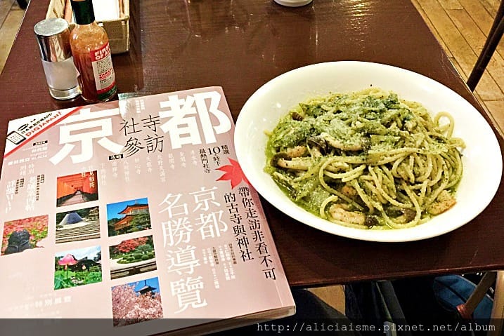 【好書推薦】《京都寺院參訪攻略》:從文化層面、實用角度,深度探索老京都滋味