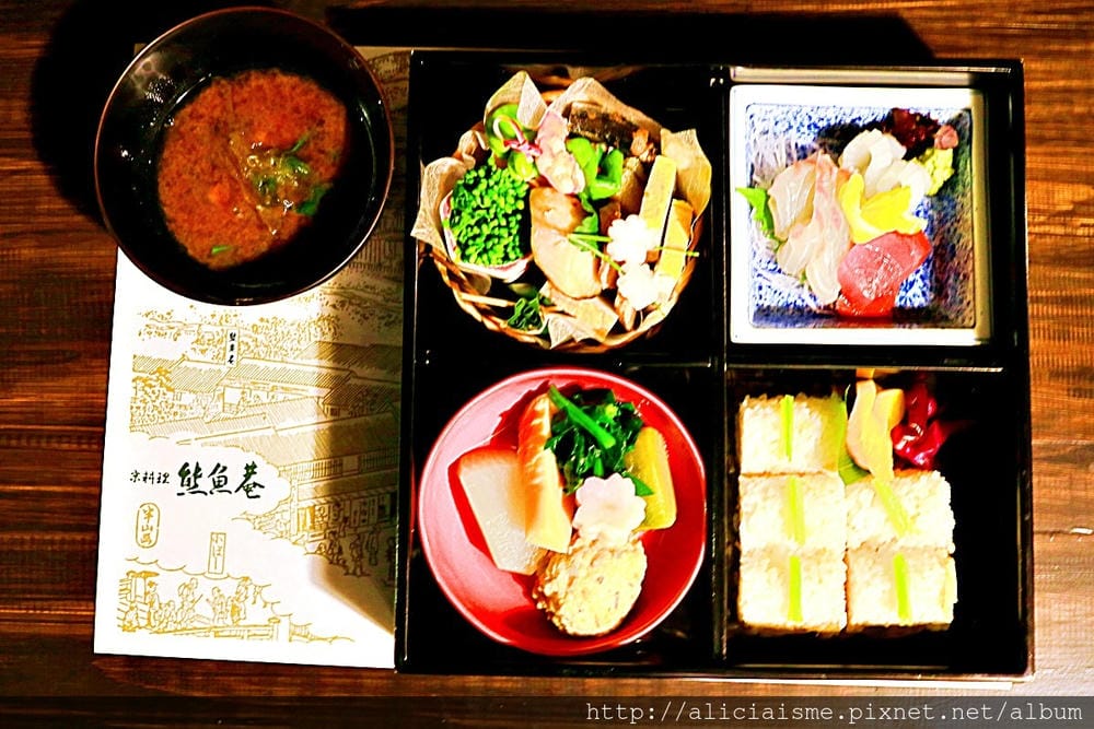 【京都】宿泊。京町家「堺町竹屋町」、外送高級「京料理 熊魚菴」華麗便當