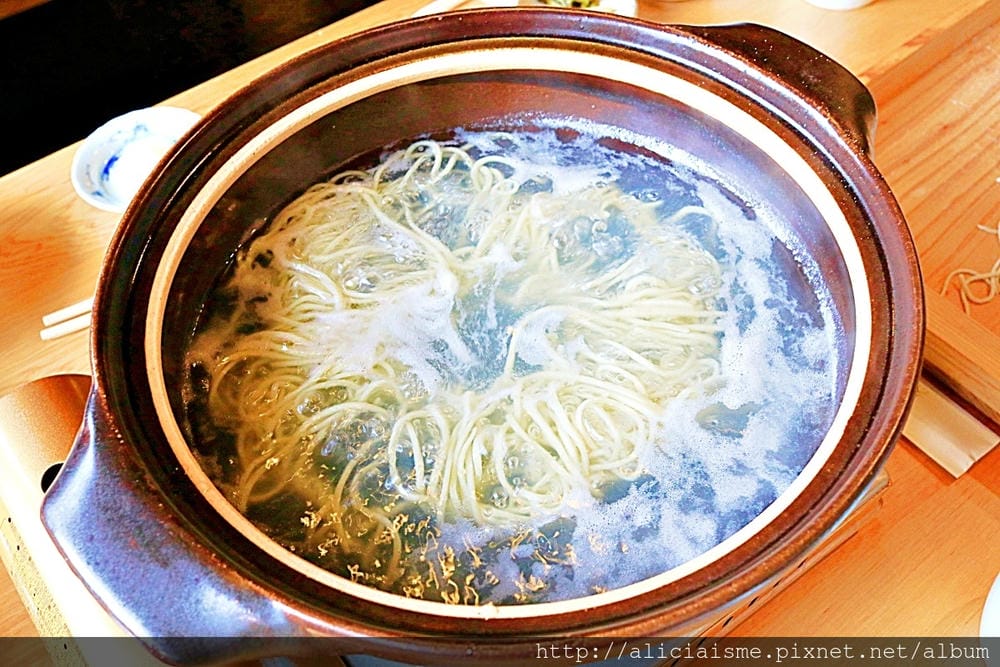 【熊本縣】久木野庵:2000日圓的豪華自產、自製手工蕎麥涮涮鍋、蕎麥草莓可麗餅@南阿蘇