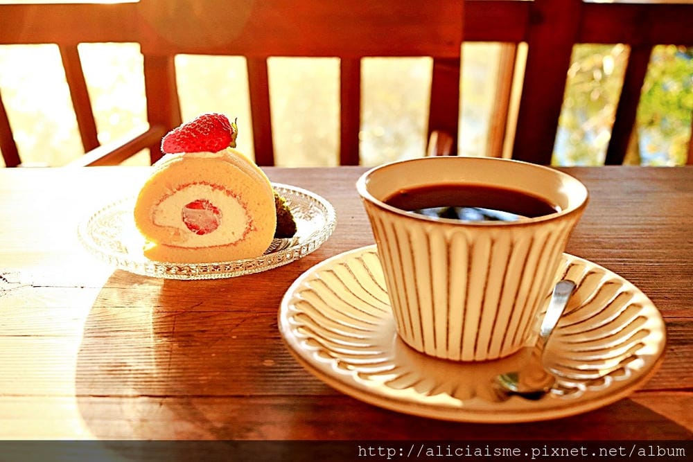 【高知縣】SHADE TREE COFFEE(樹蔭咖啡): 森林裡眺望四萬十川、聽風唱歌的周末休假咖啡館