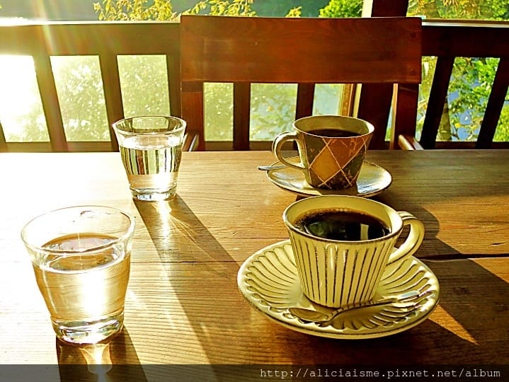 【高知縣】SHADE TREE COFFEE(樹蔭咖啡): 森林裡眺望四萬十川、聽風唱歌的周末休假咖啡館
