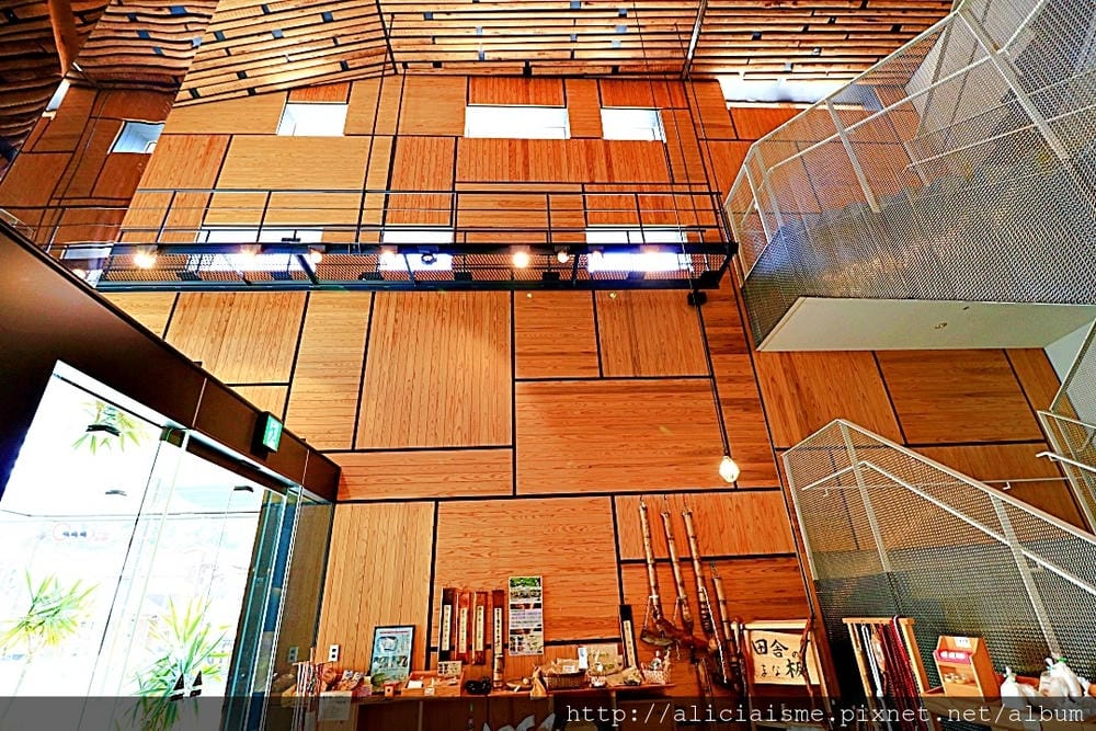 【高知縣】隈研吾X檮原町~綜合廳舍、街之站(雲之上別館)-會呼吸的森林美學小鎮&設計住宿