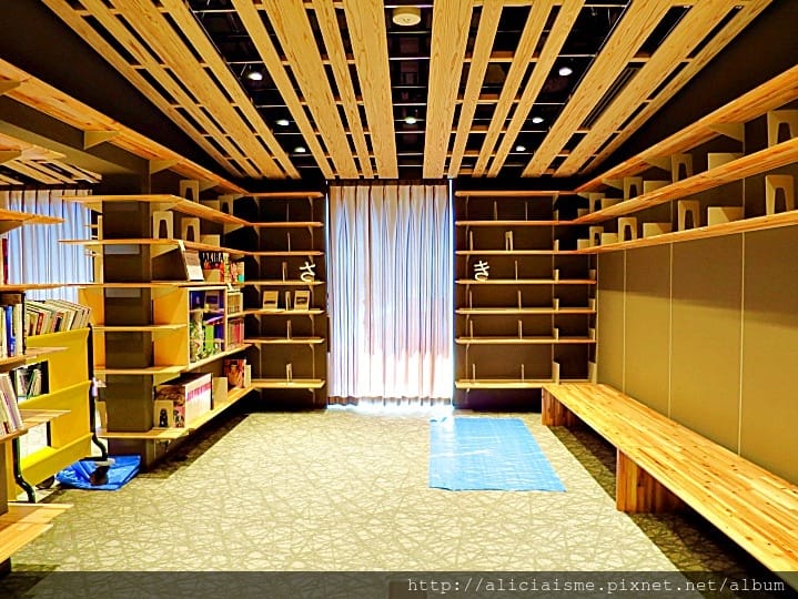【高知縣】隈研吾X檮原町:雲之上圖書館:森林裡的有機圖書館