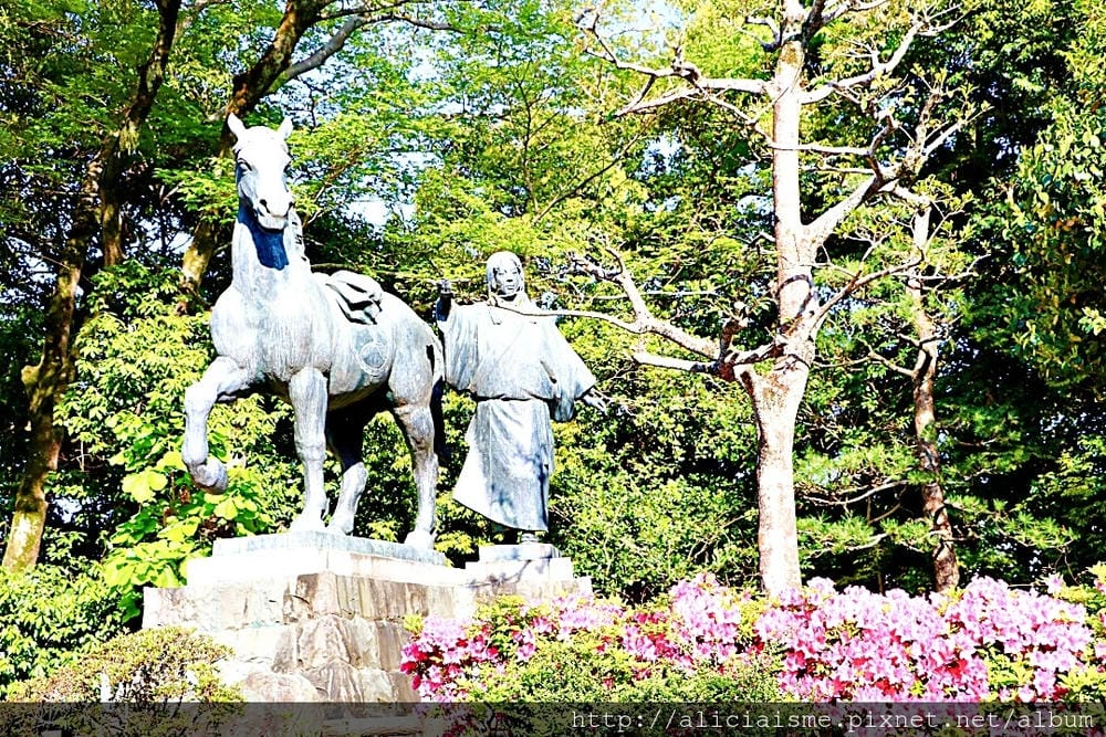 【高知縣】高知城：唯一保有本丸御殿的天守，及三大追手門、天守閣保留的歷史名城