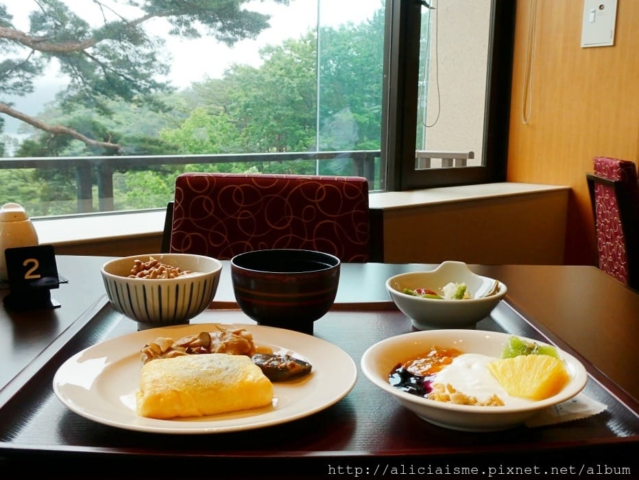 【岩手縣飯店】淨土濱公園飯店:絕美海景奇石的窗景,海膽、鮑魚三陸海岸美味奢華入菜