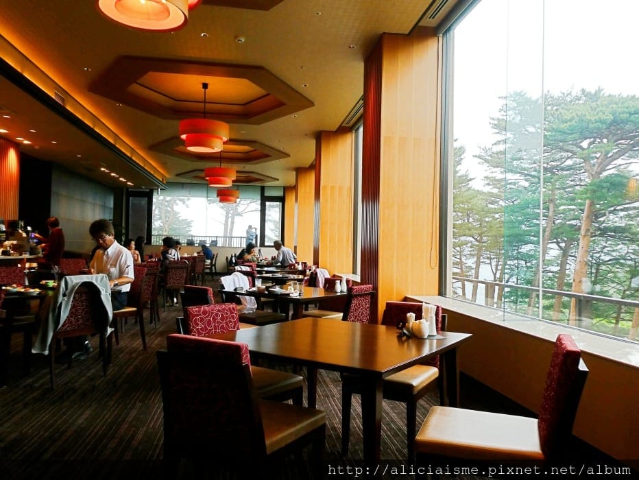 【岩手縣飯店】淨土濱公園飯店:絕美海景奇石的窗景,海膽、鮑魚三陸海岸美味奢華入菜
