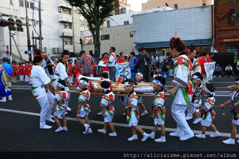 【福島市】福島草鞋祭:(2018)來看日本第一的「健腳祈願」大草鞋、可愛小草鞋遊行共演夏日元氣