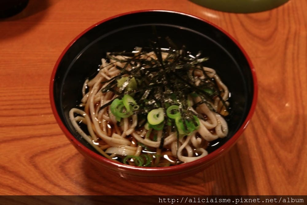【德島縣】湯元新祖谷溫泉蔓橋飯店(ホテルかずら橋):景觀飯店,搭纜車泡天空露天溫泉、足湯、爐端燒料理的秘境湯宿