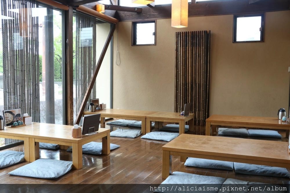 【佐賀縣】佐賀市區5家美食餐廳、咖啡館、甜點店總整理:いっせい烏龍麵/ 03 Coffee/USEUM 佐賀西西里飯/BuBuporco豚料理/新SUN極上水果塔