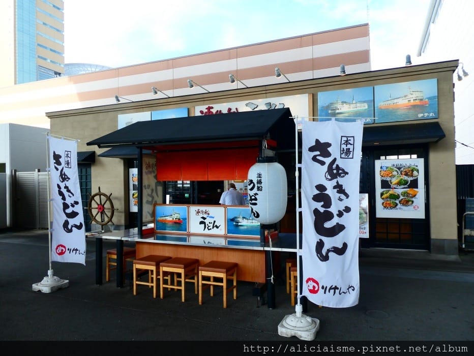【香川縣】池上製麵所:進到四國門戶先來碗人氣婆婆、高松機場人氣伴手禮的烏龍麵吧!