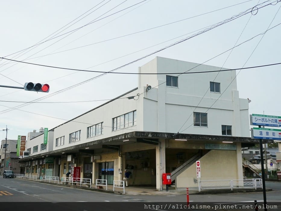 【佐賀縣】嬉野溫泉半日散策：豐玉姬神社拜鯰魚求美肌、湯宿廣場蒸足浴、茶葉蒸蛋、嬉野紅茶雙淇淋、西博爾德湯的大正風情與湯浴