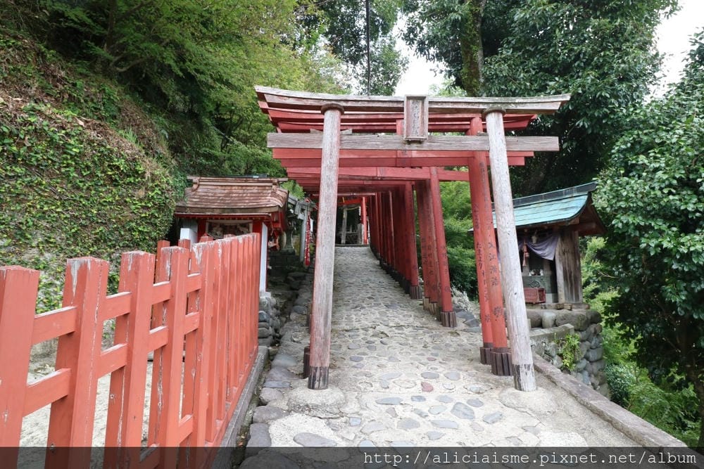【佐賀縣】祐德稻荷神社:來到日本三大稻荷求”運氣向上”,奧之院登高一攬美景
