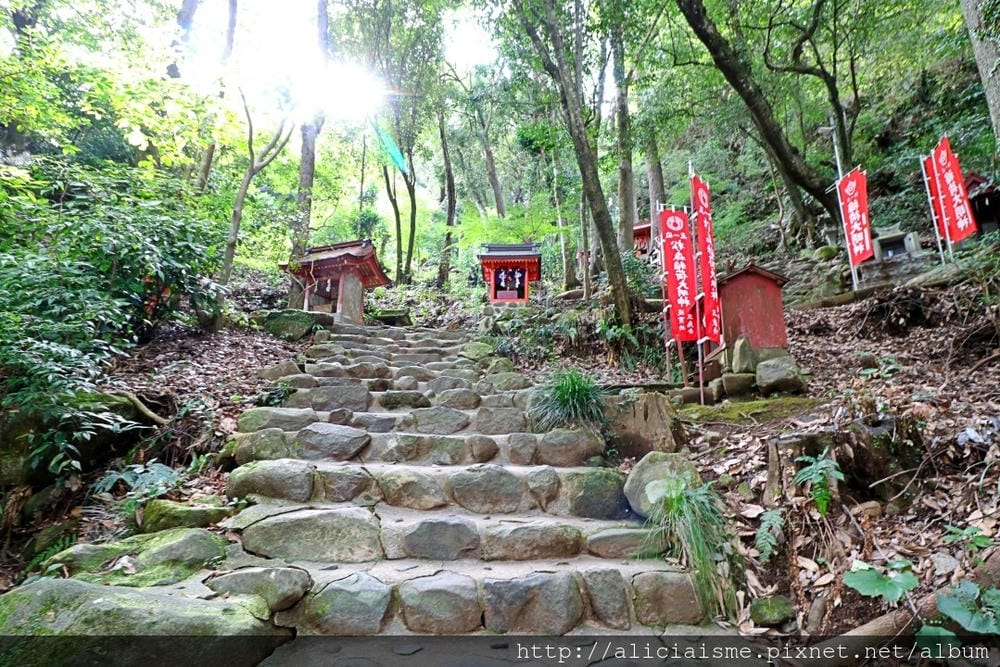 【佐賀縣】祐德稻荷神社:來到日本三大稻荷求”運氣向上”,奧之院登高一攬美景