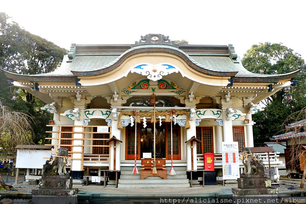 【佐賀縣】1300年武雄溫泉一日散策(行程規劃):武雄樓門找秘密;餃子會館的地方滋味;武雄神社的千年巨楠樹、武雄市圖書館、兒童圖書館、武雄佐賀牛鐵道便當