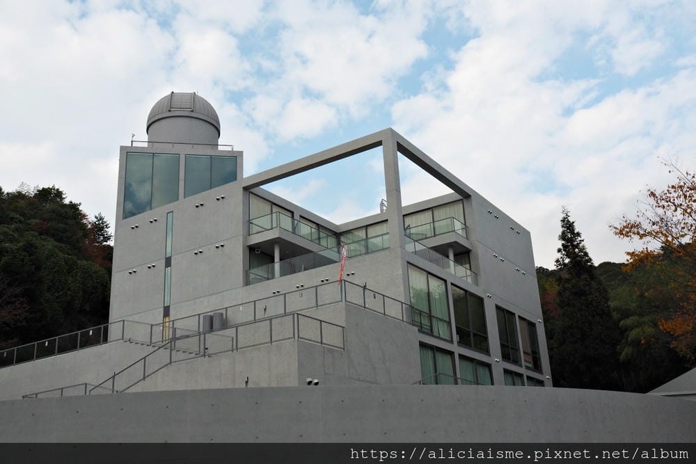 【兵庫縣 | 姬路】安藤忠雄X兵庫縣立兒童館、星子之館：湖畔森林裡，最幸福的親子美學遊樂地