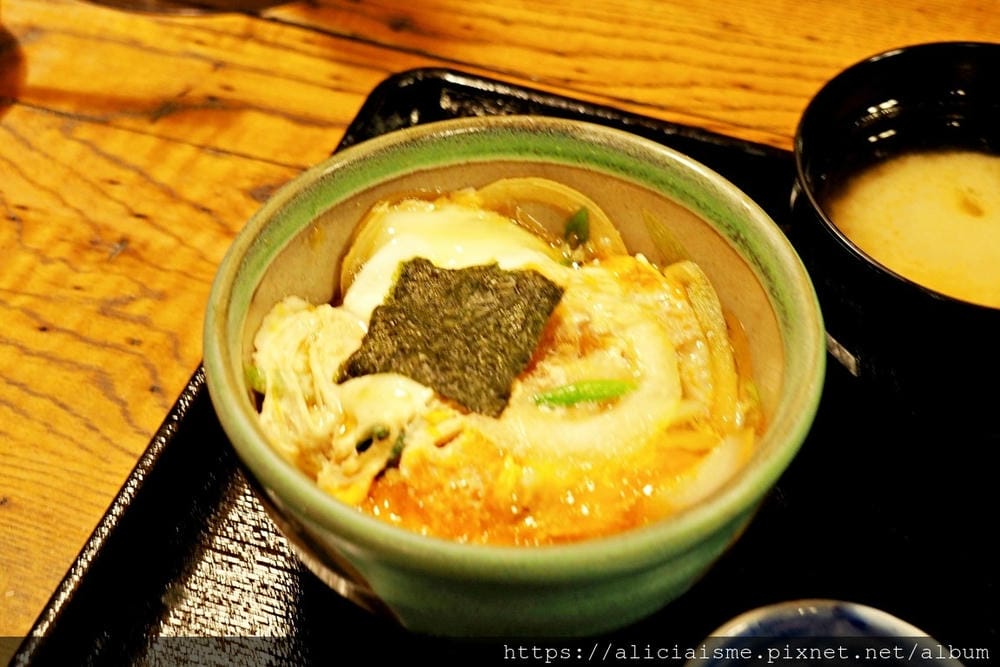 【岡山縣】岡山市銷魂美食：米其林指南的B級美食「味司 野村」牛肉醬汁炸豬排丼＋A級水果冰棒「NICO NICO DO SMILE CANDY SHOP」