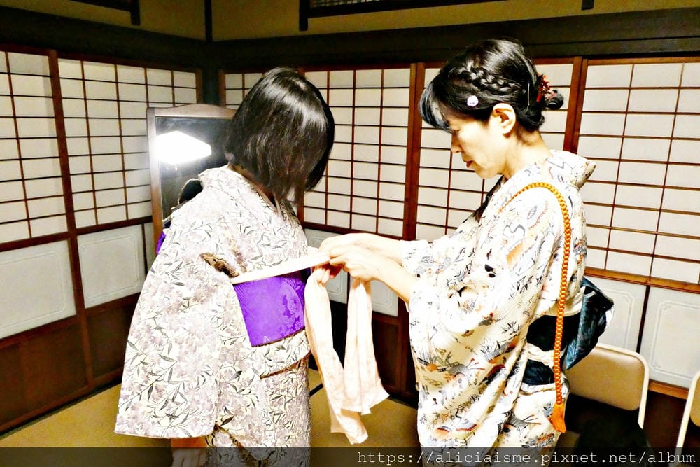 【廣島縣 | 宮島】300年禪宗寺院裡,著傳統和服(贈送),一同品味體驗茶道、書道的日本文化美學@okeiko Japan