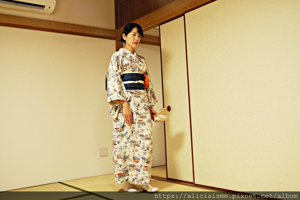 【廣島縣 | 宮島】300年禪宗寺院裡,著傳統和服(贈送),一同品味體驗茶道、書道的日本文化美學@okeiko Japan