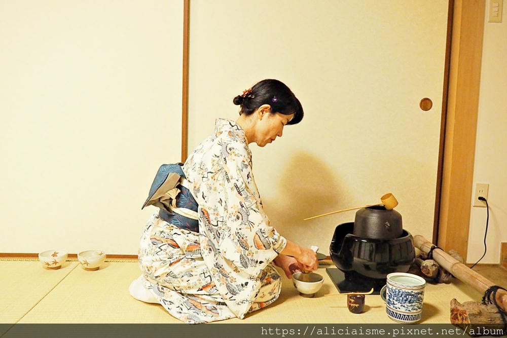 【廣島縣 | 宮島】300年禪宗寺院裡,著傳統和服(贈送),一同品味體驗茶道、書道的日本文化美學@okeiko Japan