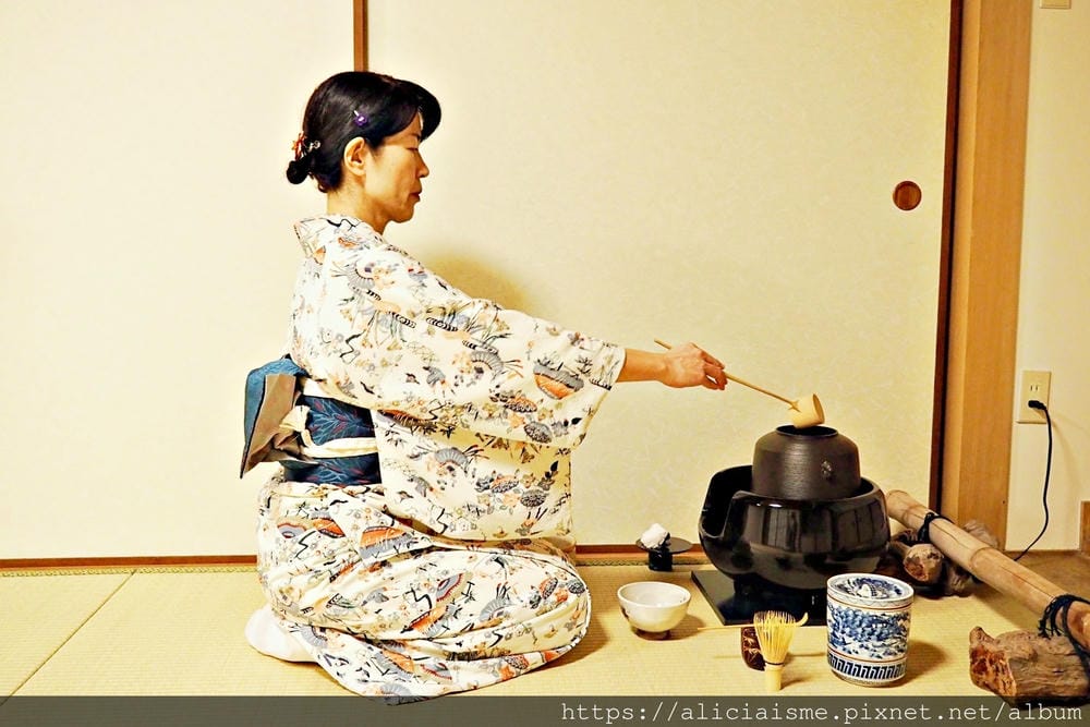 【廣島縣 | 宮島】300年禪宗寺院裡,著傳統和服(贈送),一同品味體驗茶道、書道的日本文化美學@okeiko Japan