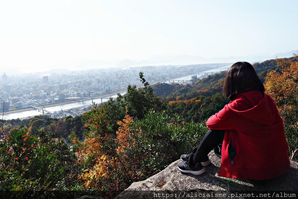 【廣島】三瀧山絕景展望台、三瀧寺:跟著在地人的廣島市區穴場一日遊鐵馬之旅by「sokoiko!」