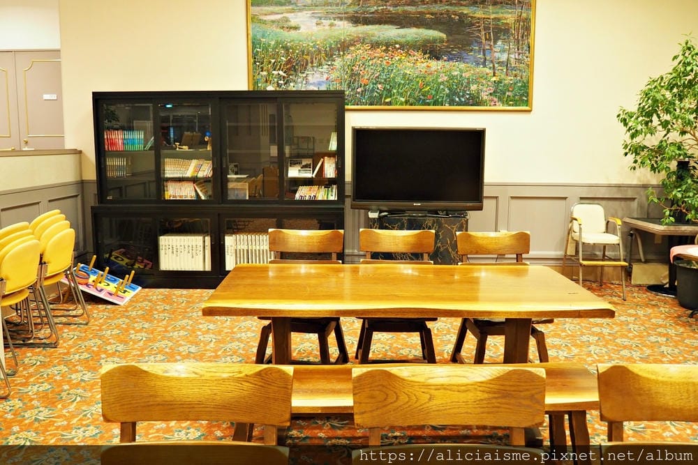【廣島住宿】Miyajima Coral Hotel(宮島珊瑚飯店):宮島渡船口旁海景飯店,價格超親民、超澎湃的瀨戶內海料理晚餐一次上桌
