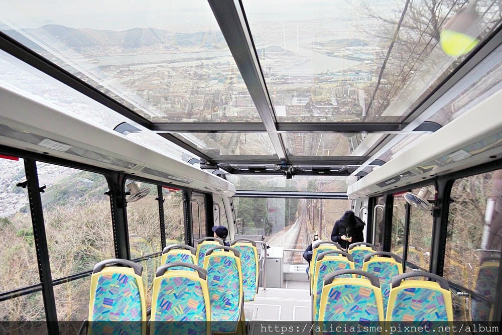 【福岡縣】皿倉山:搭乘透明景觀纜車,眺望新日本三大夜景、戀人 【福岡縣】皿倉山:搭乘透明景觀纜車,眺望新日本三大夜景、戀人