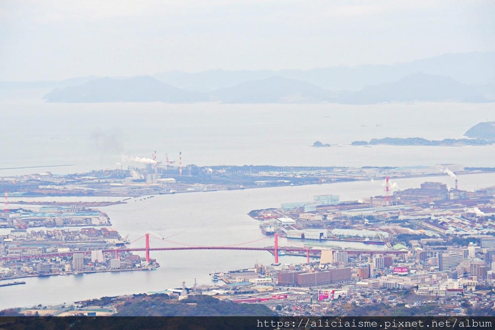 【福岡縣】皿倉山:搭乘透明景觀纜車,眺望新日本三大夜景、戀人 【福岡縣】皿倉山:搭乘透明景觀纜車,眺望新日本三大夜景、戀人