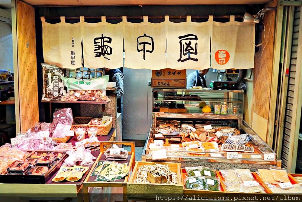 【福岡縣 | 小倉】旦過市場：走進昭和年代銅板美食～大學堂DIY丼飯，黑兵衛親子丼、旦過烏龍、關東煮，旦過栗饅、當季水果、手沖咖啡