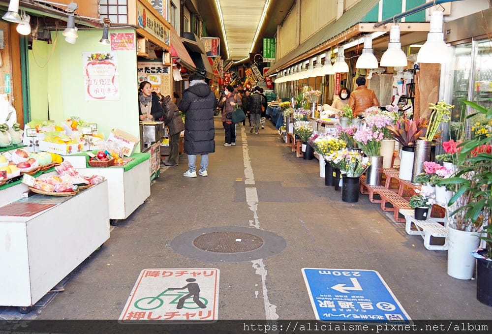 【福岡縣 | 小倉】旦過市場：走進昭和年代銅板美食～大學堂DIY丼飯，黑兵衛親子丼、旦過烏龍、關東煮，旦過栗饅、當季水果、手沖咖啡