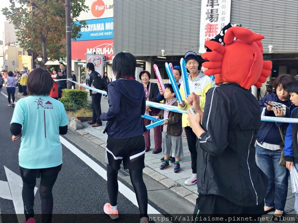 【岡山縣】2018岡山馬拉松:趣味路跑組之集合眾人加油聲,吃喝玩樂、看風景、拿大獎之感動、好玩的路跑分享