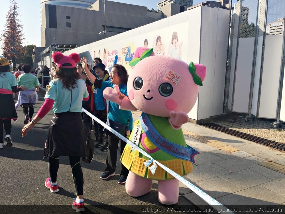 【岡山縣】2018岡山馬拉松:趣味路跑組之集合眾人加油聲,吃喝玩樂、看風景、拿大獎之感動、好玩的路跑分享