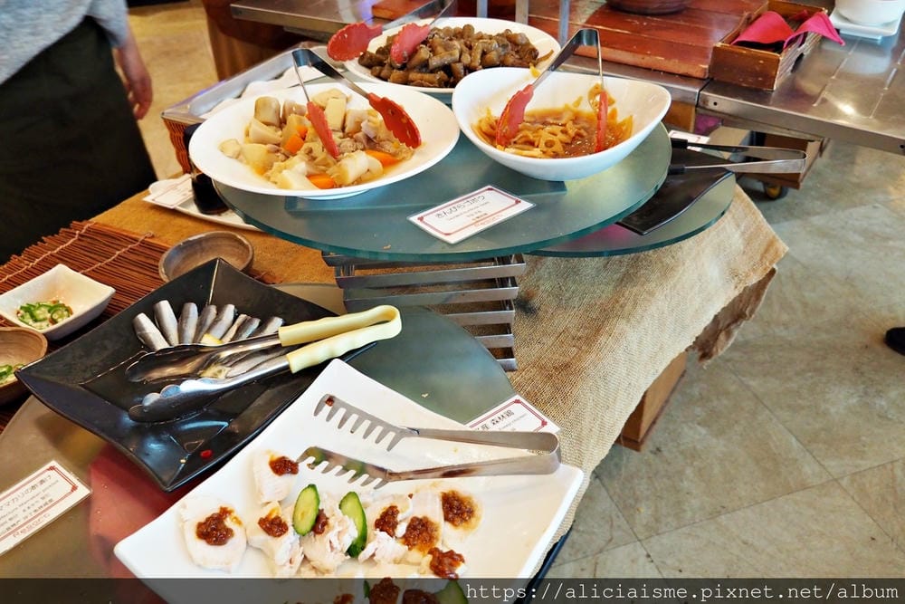 【岡山市住宿】DAIWA ROYNET HOTEL（大和ROYNET飯店岡山站前）：站前正前方，地下道直通，樓下為BIC CAMERA，超大房型、面對車站、鄰熱鬧商店街