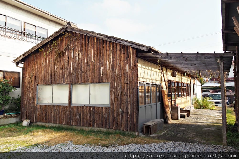 【香川縣】佛生山溫泉:如同在地人,一起生活旅行在有溫泉、住宿、咖啡館、書店及菜田的小鎮裡
