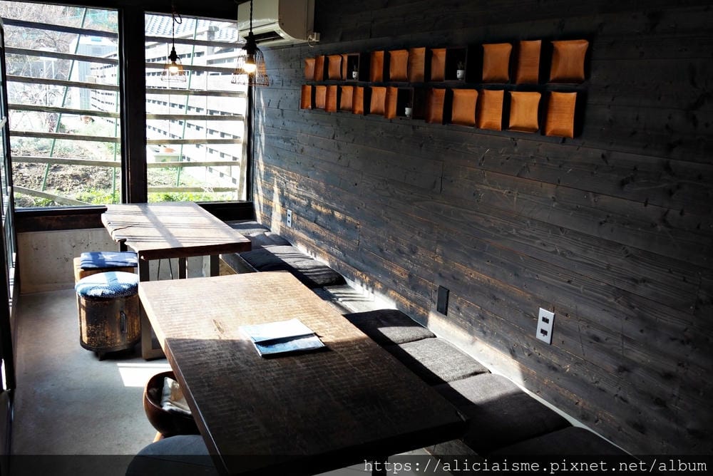 【香川縣︱小豆島】森國酒蔵Forest Gallery～小豆島唯一酒造，70年佃煮工廠化身時尚咖啡酒吧
