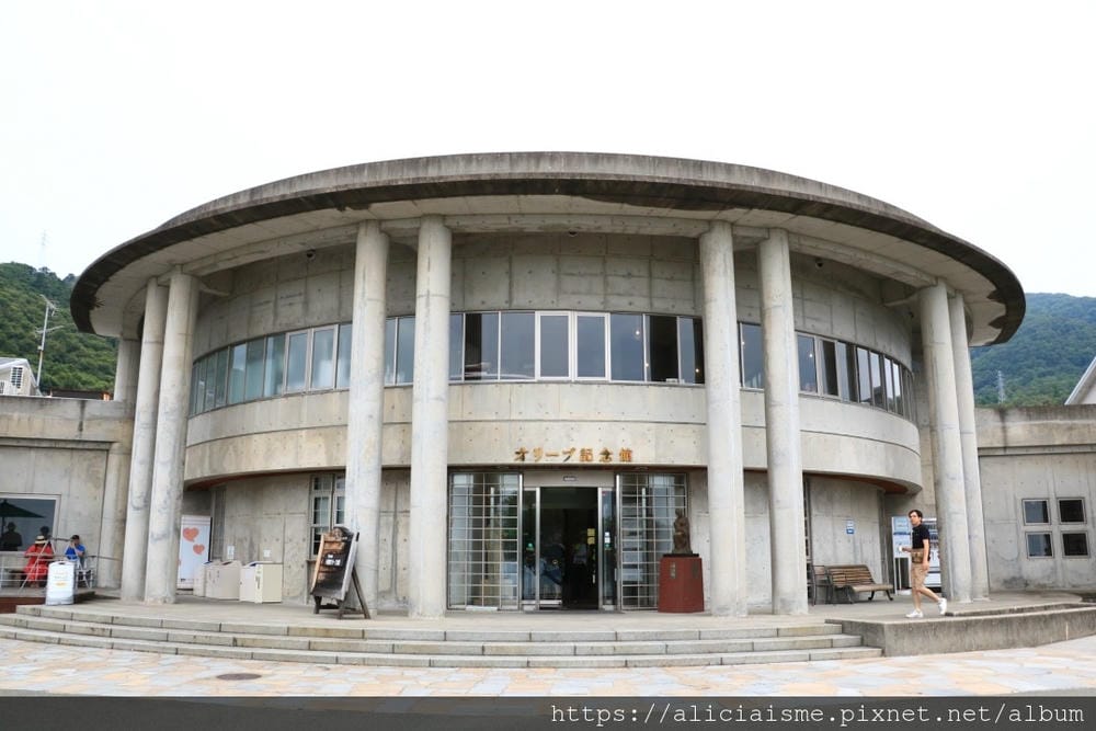 【香川縣 | 小豆島】小豆島橄欖公園：在地中海風情裡，烙印專屬的心型葉、跟琪琪一起乘魔法掃帚飛天吧！